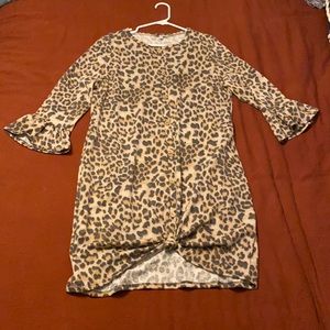Leopard, knee length dress, 3/4 length sleeves.